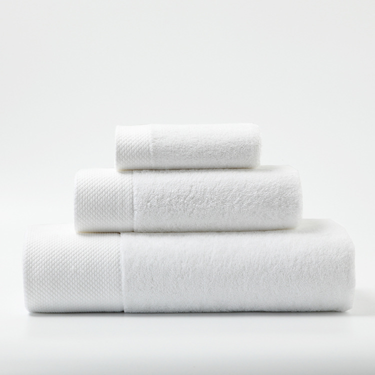 Sobel Westex Bath Towel Dobby Border For Red Lion Hotels, White Case Of 24