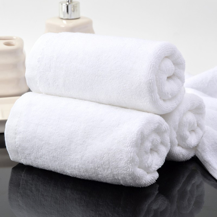 White Bath Towels in Bulk