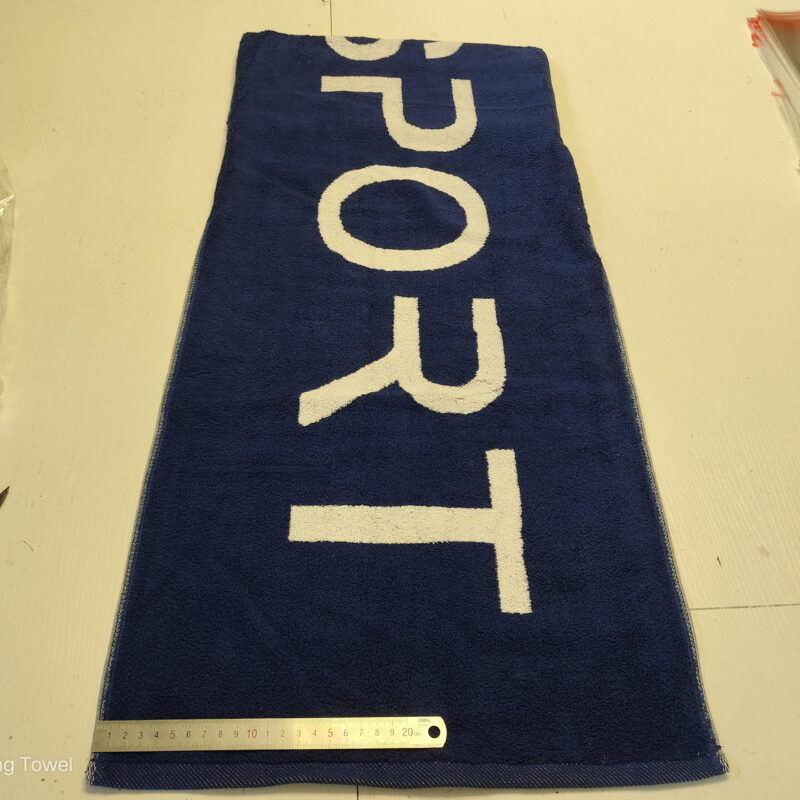 zipper pocket sports towel