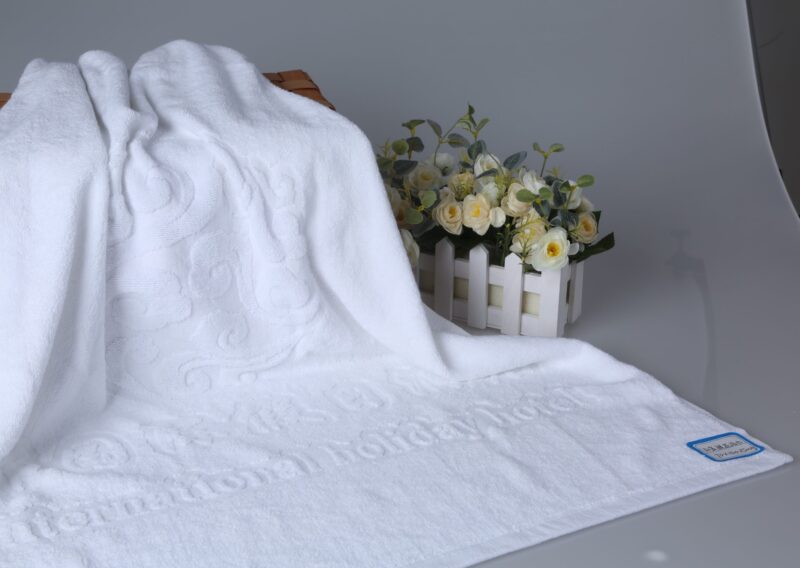 jacquard embossed bath towels